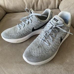 Brand New ** Ladies Nike Lunarepic Flyknit 2 Sneakers